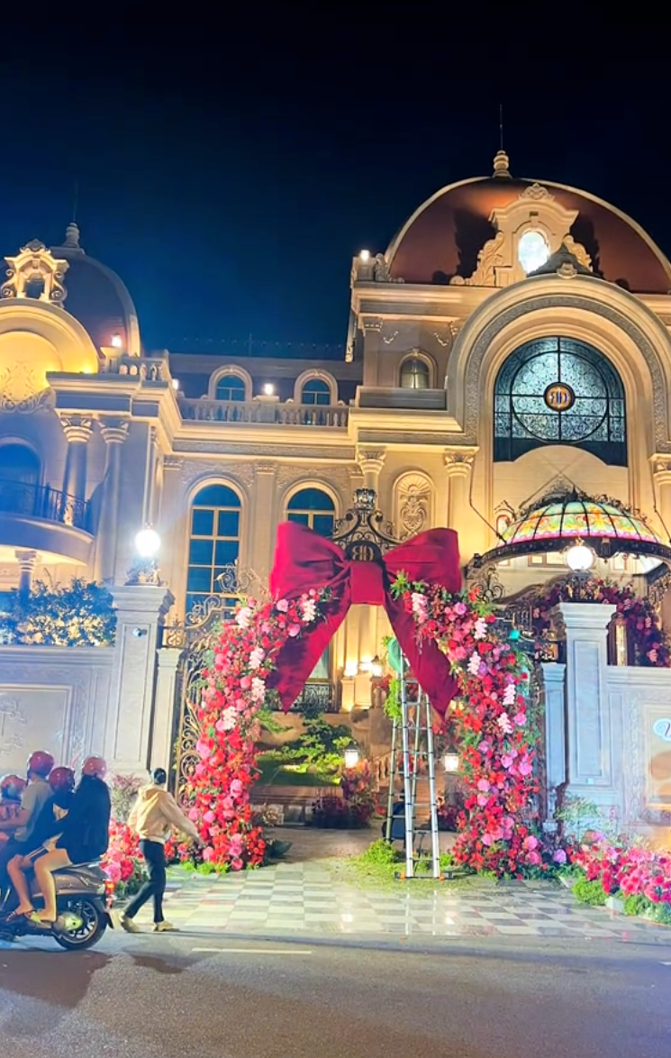 Đám cưới của ái nữ tập đoàn lớn ở Bình Thuận đang "gây bão" MXH: Nhà gái cỡ này thì nhà trai "khủng" cỡ nào!- Ảnh 12.