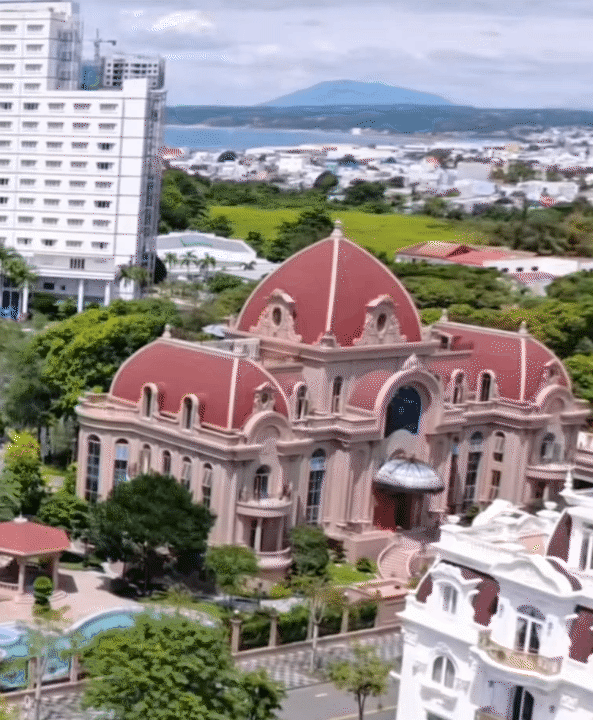 Đám cưới của ái nữ tập đoàn lớn ở Bình Thuận đang "gây bão" MXH: Nhà gái cỡ này thì nhà trai "khủng" cỡ nào!- Ảnh 21.