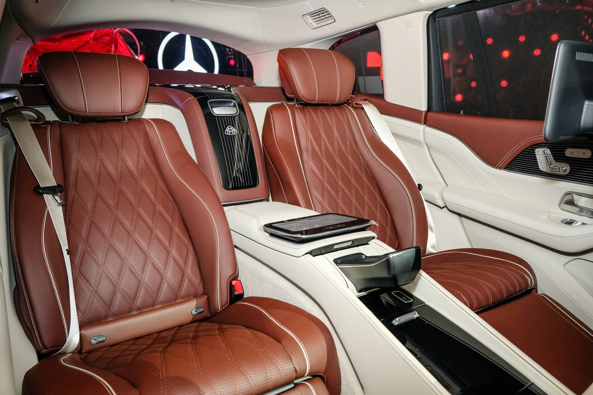 Loạt xe chỉ dành cho đại gia Việt ra mắt năm 2025: Đủ siêu xe đến siêu sang, nhiều mẫu hàng hiếm trên thế giới, có mẫu giá ngang 2 căn penthouse- Ảnh 8.