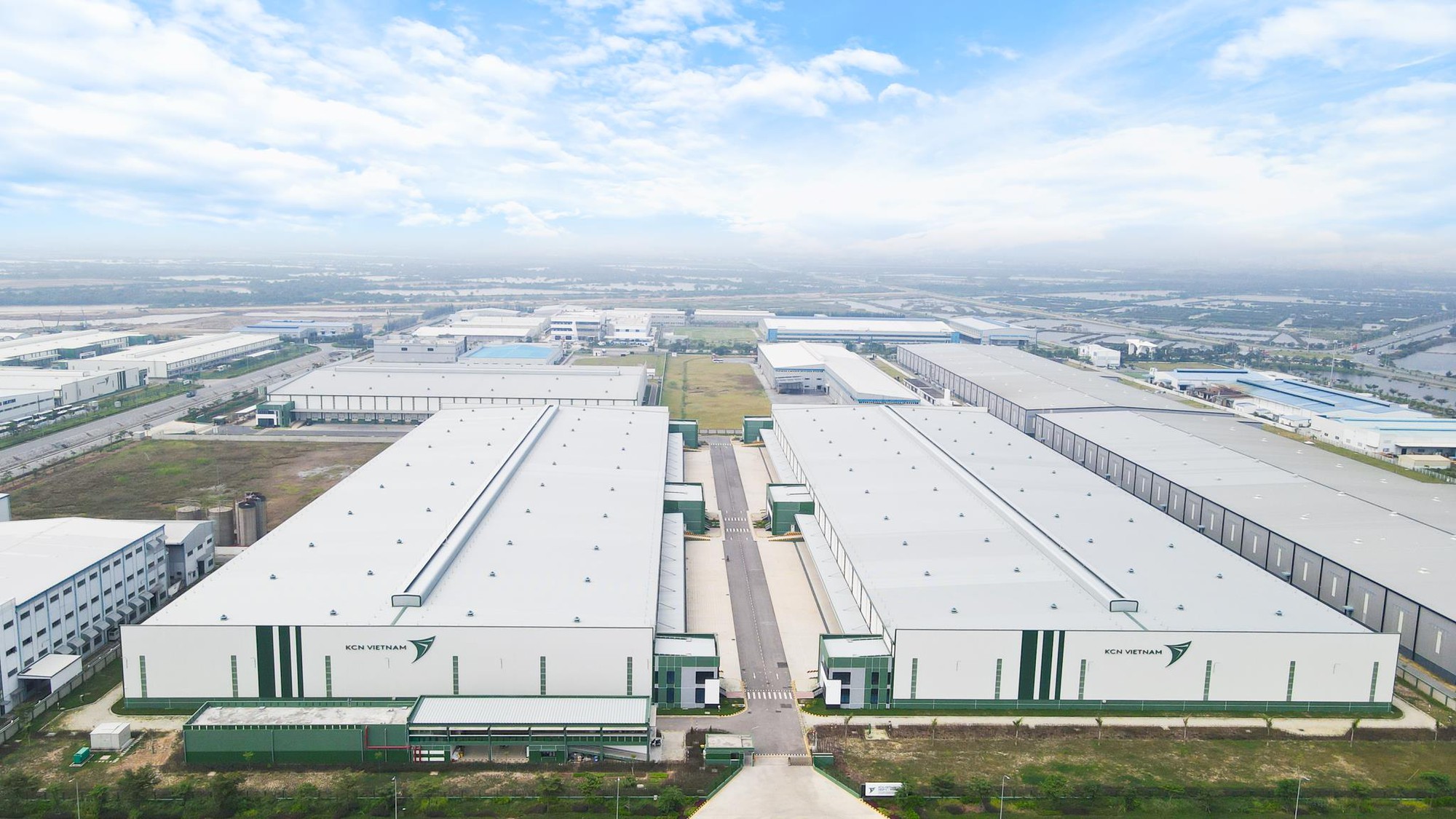 Đại diện KCN Việt Nam: 2025 đánh dấu giai đoạn nâng chuẩn bất động sản công nghiệp - Ảnh 2.