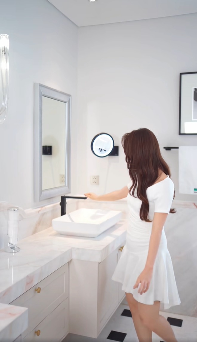 Mỹ nhân 33 tuổi làm dâu hào môn gia tộc kín tiếng, bố mẹ chồng cưng như con gái ruột, tặng quà cưới gây sốc- Ảnh 13.