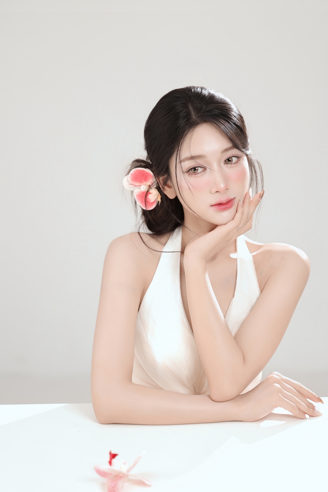 Nhan sắc của tân Á khôi 1 cuộc thi Hoa khôi Duyên dáng Áo dài Việt Nam 2025- Ảnh 3.