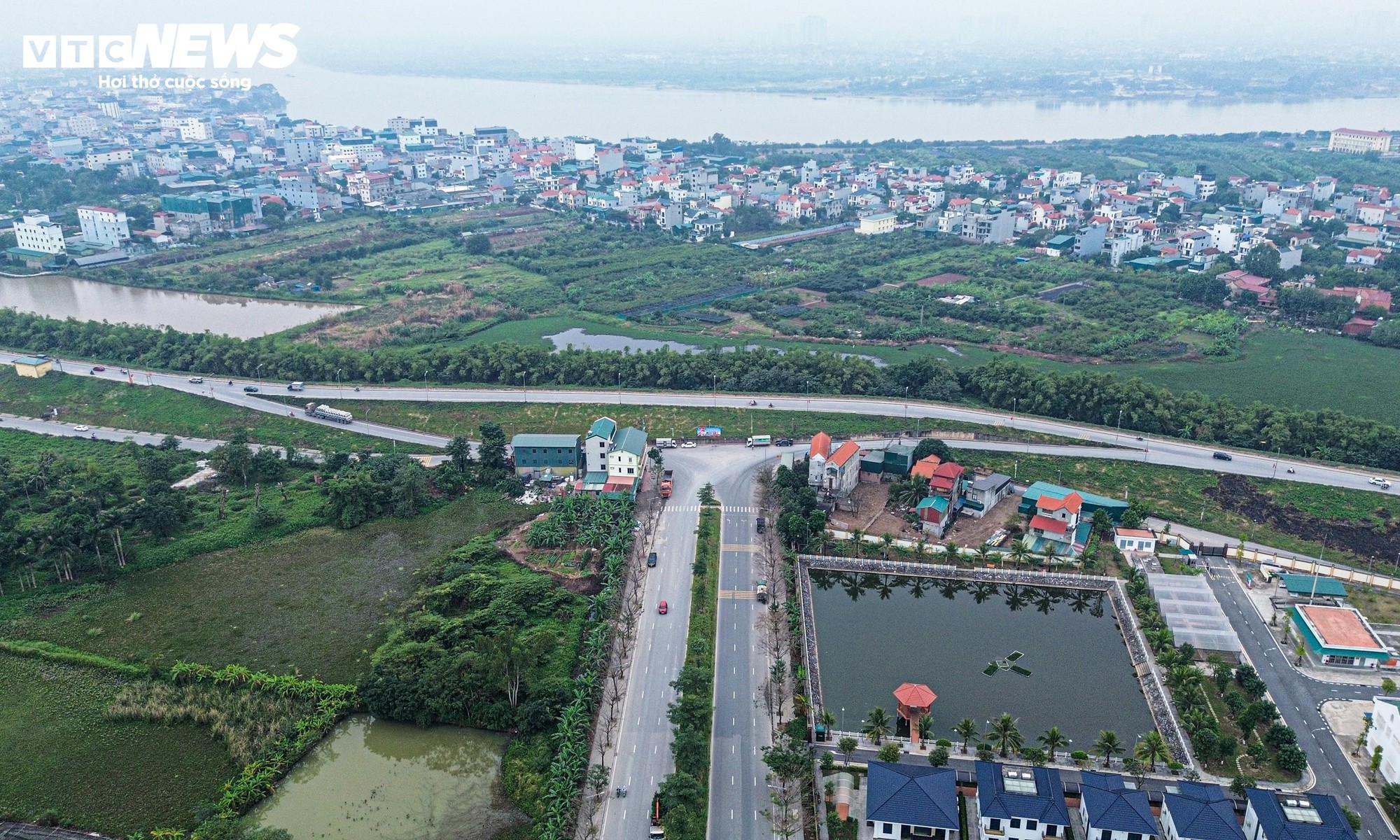 Mục sở thị vị trí Hà Nội dự kiến xây hầm đường bộ hơn 24.600 tỷ qua sông Hồng- Ảnh 4.