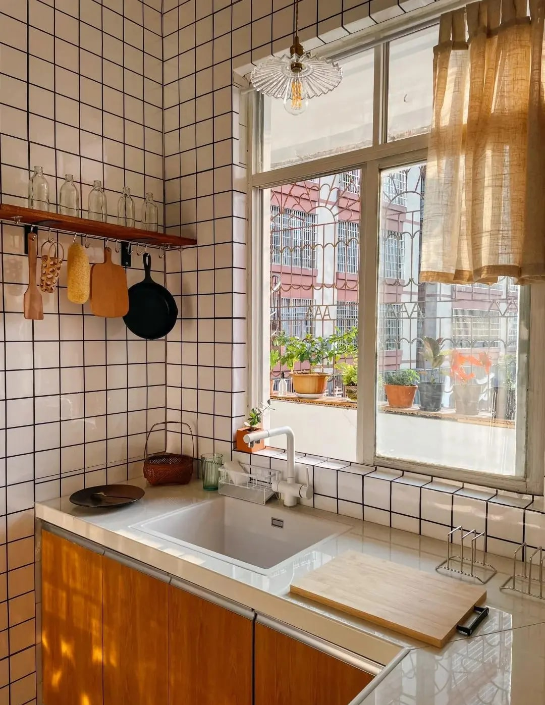 Tim đập loạn trước ngôi nhà của bà cụ 75 tuổi: Sống 1 mình an yên, không làm gánh nặng cho con cháu- Ảnh 6.