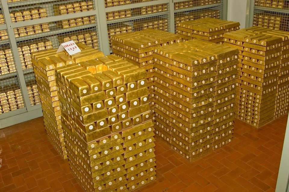 Không phải Trung Quốc, đây mới là quốc gia tăng dự trữ vàng nhiều nhất trong gần 25 năm qua, bổ sung tới gần 2.000 tấn- Ảnh 1.