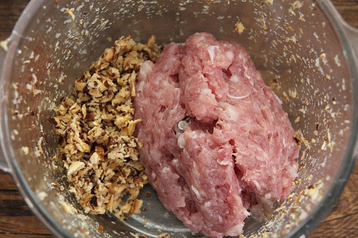 Không phải lá lốt hay mướp đắng, loại nguyên liệu này đem nhồi thịt ngon bất ngờ, hầu hết chị em chưa từng thử- Ảnh 4. Không phải lá lốt hay mướp đắng, loại nguyên liệu này đem nhồi thịt ngon bất ngờ, hầu hết chị em chưa từng thử- Ảnh 4.