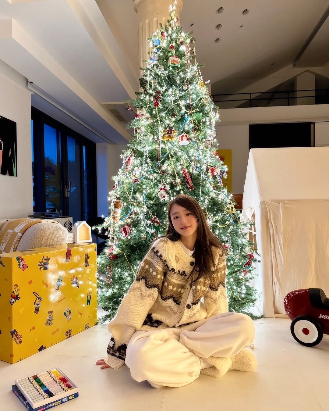 Mỹ nhân giải nghệ ở tuổi 22, cưới đại gia ở tuổi 28: Sống như công chúa trong cơ ngơi 130 tỷ- Ảnh 5.