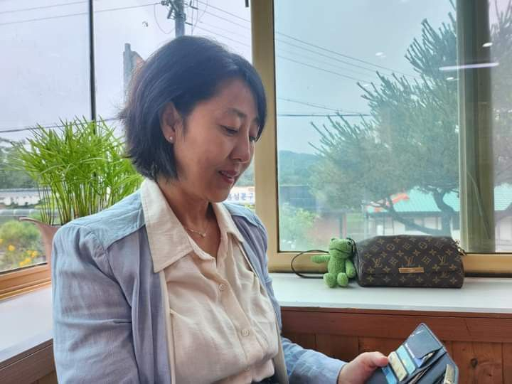 Sau 50 tuổi: 5 thói quen khiến bạn nghèo nhanh nhất- Ảnh 1.