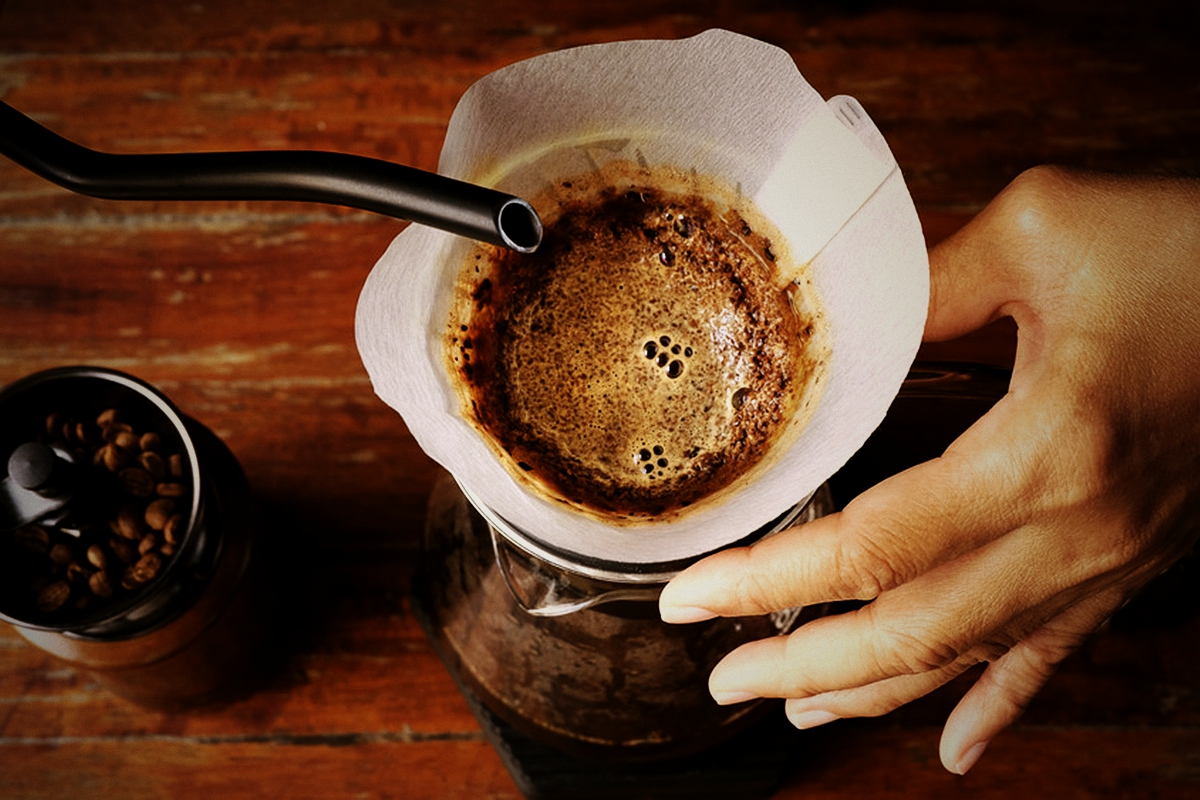 Cà phê ngon nhất, đắt tiền là chưa đủ, bậc thầy cà phê Nhật tiết lộ: Phải pha bằng nước này!- Ảnh 1.