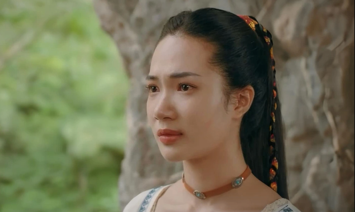 Nữ diễn viên đóng vợ trẻ, kém Mạnh Trường 16 tuổi trong phim giờ vàng VTV là ai?- Ảnh 2.