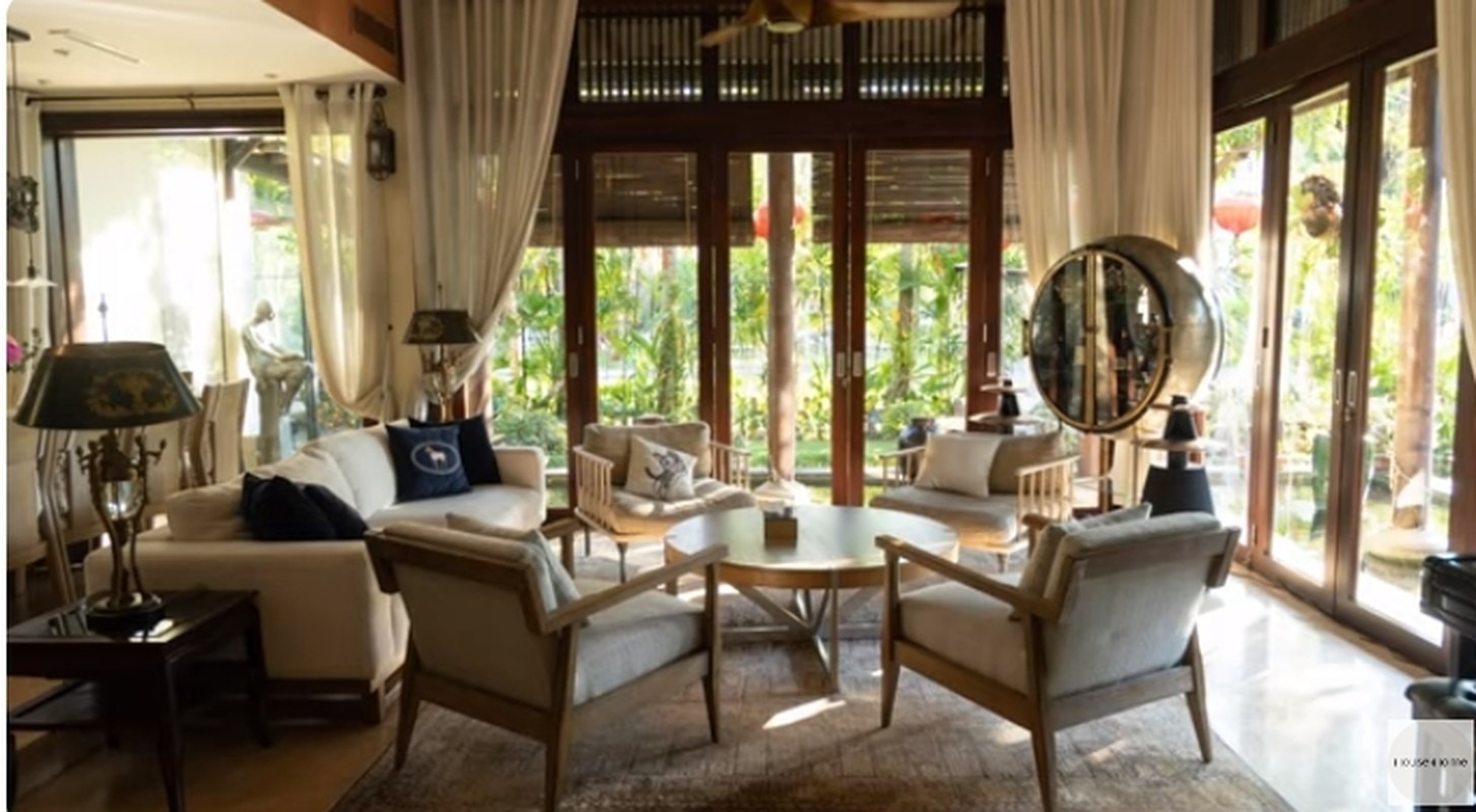 Hoa hậu Việt ở biệt thự 400 tỷ, sở hữu cả penthouse dát vàng- Ảnh 8.