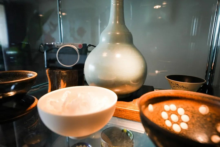 Nữ giám đốc độc thân sống trong căn hộ 90m2, thuê thêm căn 35m2 mở quầy bar mini mời hàng xóm đến xập xình- Ảnh 12. Nữ giám đốc độc thân sống trong căn hộ 90m2, thuê thêm căn 35m2 mở quầy bar mini mời hàng xóm đến xập xình- Ảnh 12.