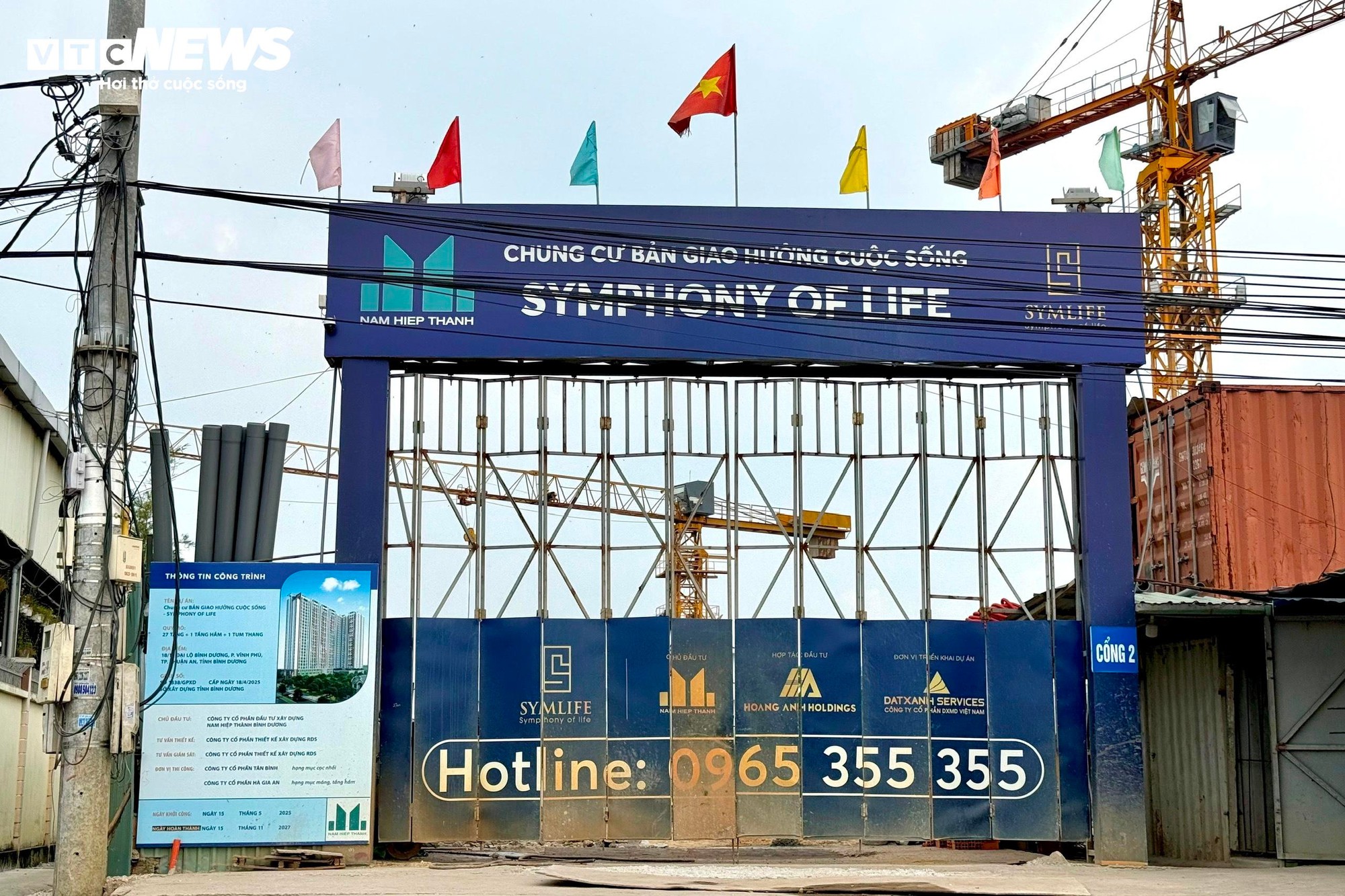 Chung cư 'mọc' dày đặc, người trẻ TP.HCM vẫn xa giấc mơ an cư- Ảnh 2.