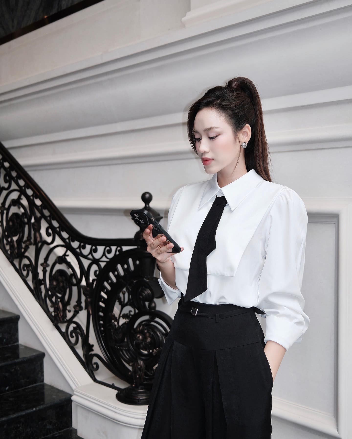 Quyết định quan trọng của Đỗ Hà sau 2 tháng kết hôn với thiếu gia tập đoàn Sơn Hải- Ảnh 1.