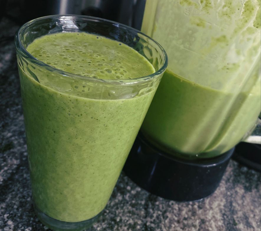 Người phụ nữ suy thận cấp vì uống thứ nước "healthy" trị táo bón, bác sĩ: 4 đồ uống "vạn người mê" nhưng cấm kỵ với người thận yếu - Ảnh 3.