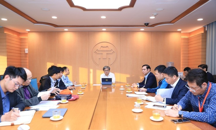 Phó Chủ tịch Hà Nội chỉ đạo giải quyết trả phí bảo trì cho Ban Quản trị chung cư- Ảnh 1.