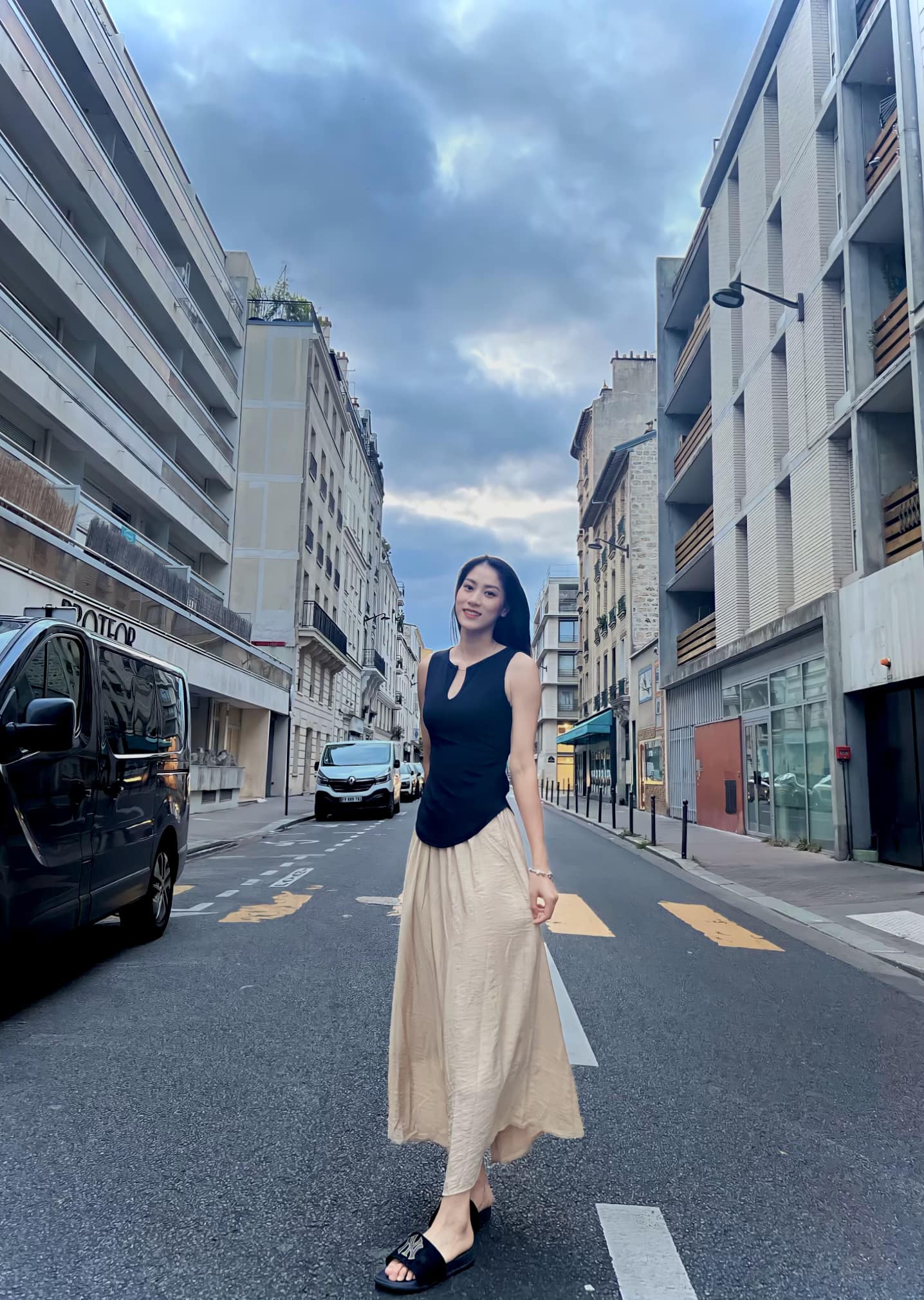 Hoa khôi bóng chuyền mang hàm Đại uý gây sốt với ảnh tổng kết 2025: Visual xinh đẹp, thành tích cực "khủng"! - Ảnh 10.