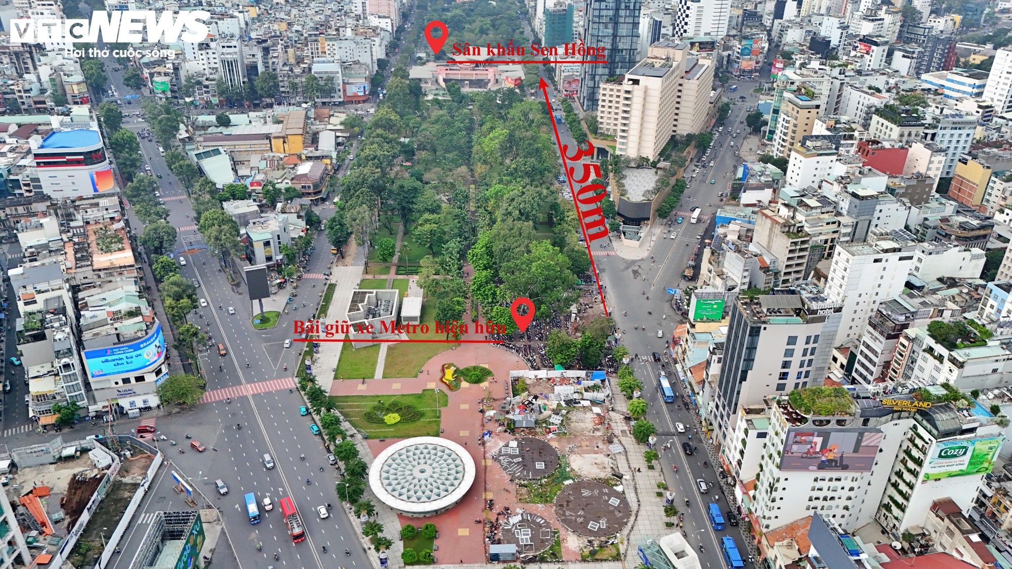 Cận cảnh sân khấu Sen Hồng trước ngày thành bãi giữ xe metro- Ảnh 1.