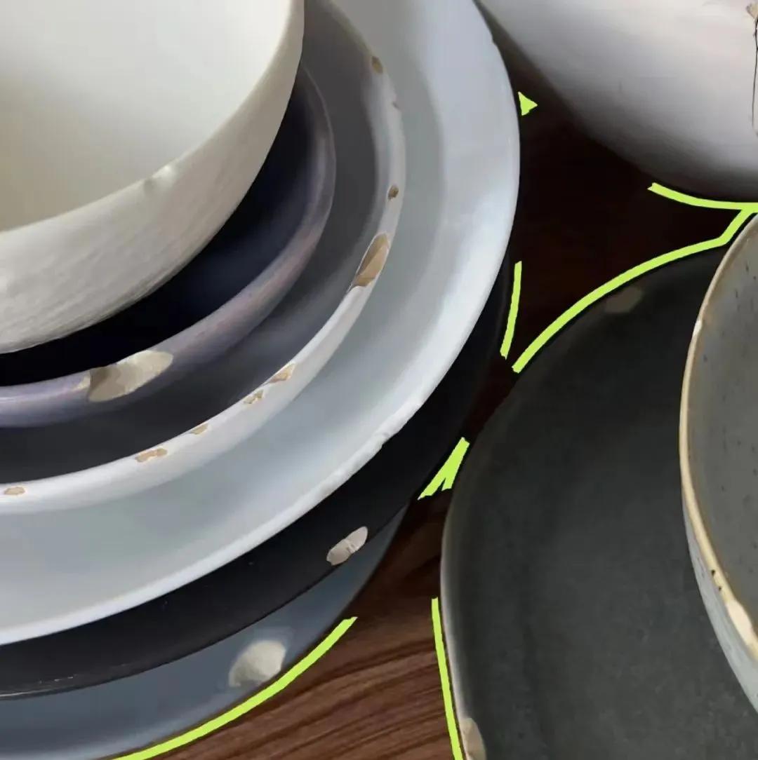 Dọn dẹp cuối năm: Vứt ngay 7 thứ này nếu không muốn mang xui xẻo - thất thoát tiền bạc sang năm mới- Ảnh 2.