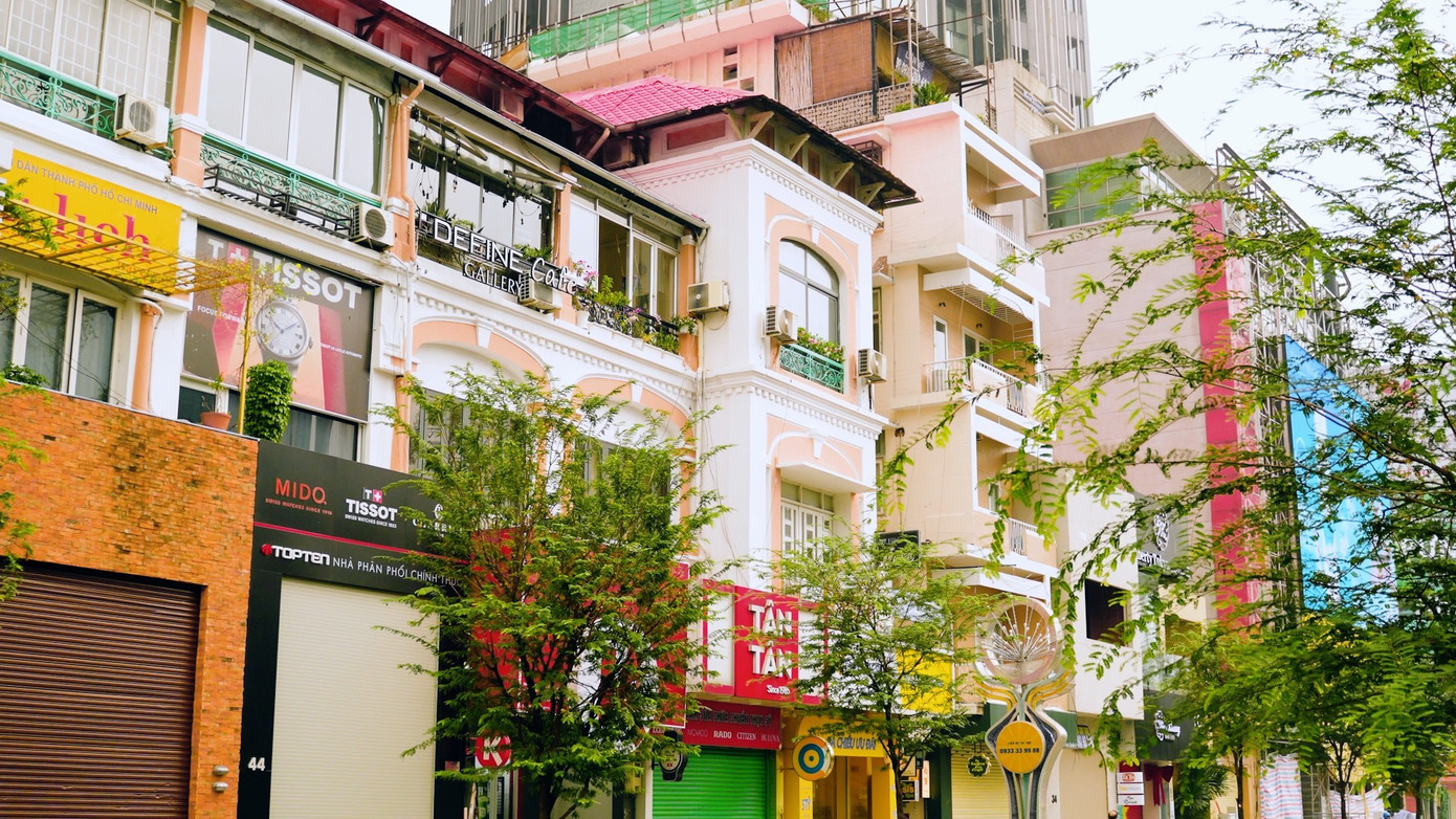 Khang Điền hoàn tất chỉnh trang đường Lê Lợi, diện mạo mới cho trục trung tâm TP.HCM- Ảnh 3.