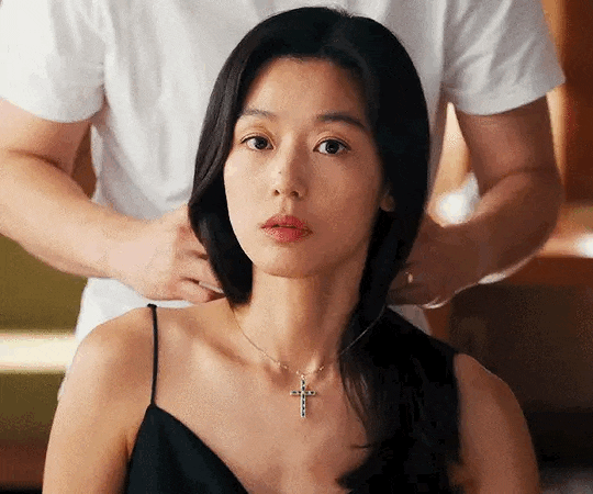 4 nữ chính phim Hàn mặc đẹp nhất 2025, nhắc đến mỹ nhân số 3 là nghĩ ngay tới sự sang chảnh- Ảnh 14.