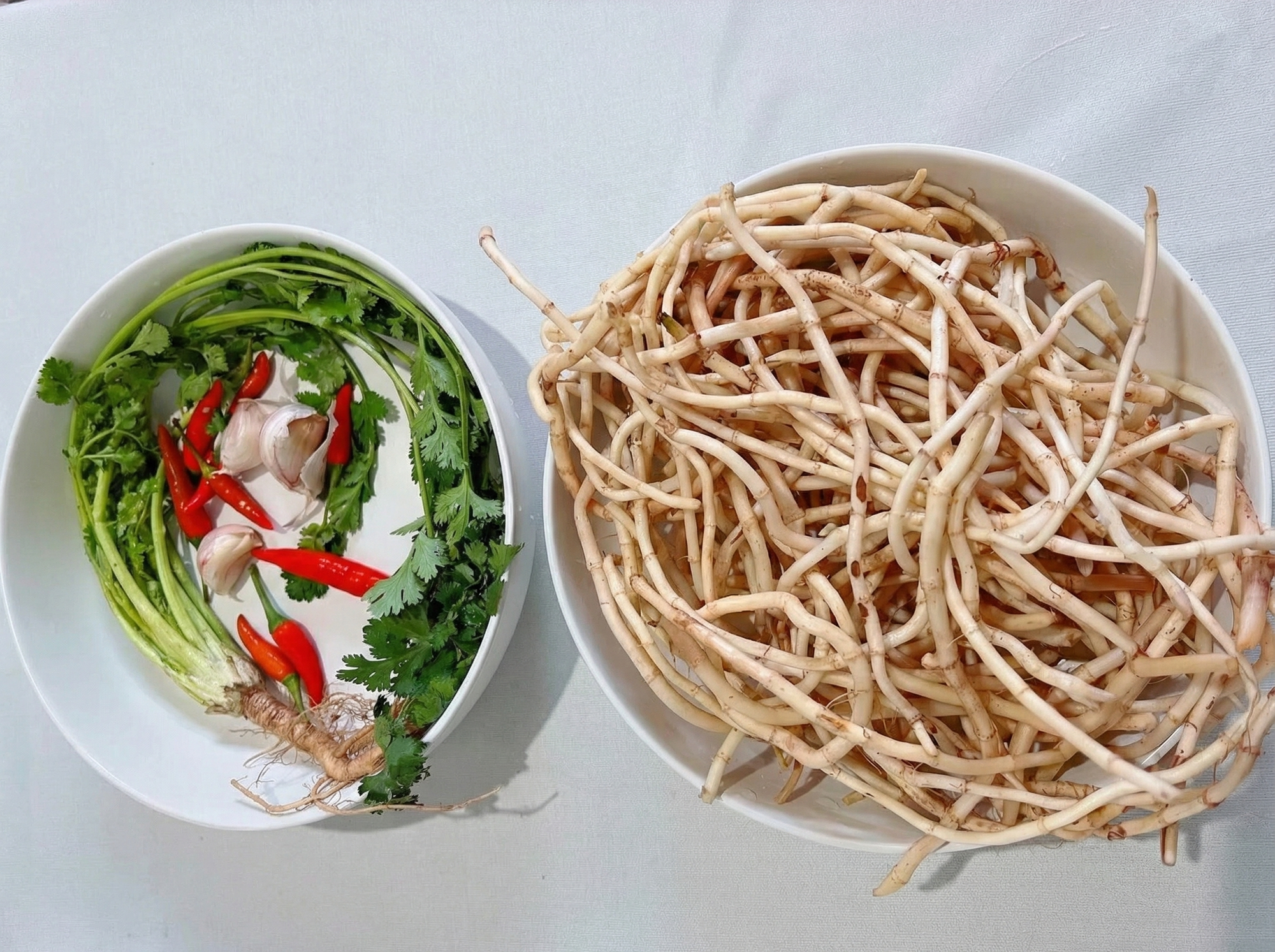 Bao năm ăn loại rau này toàn bỏ rễ, ai ngờ đấy lại là "cực phẩm", trộn chua cay ăn một lần là nghiện - Ảnh 2.