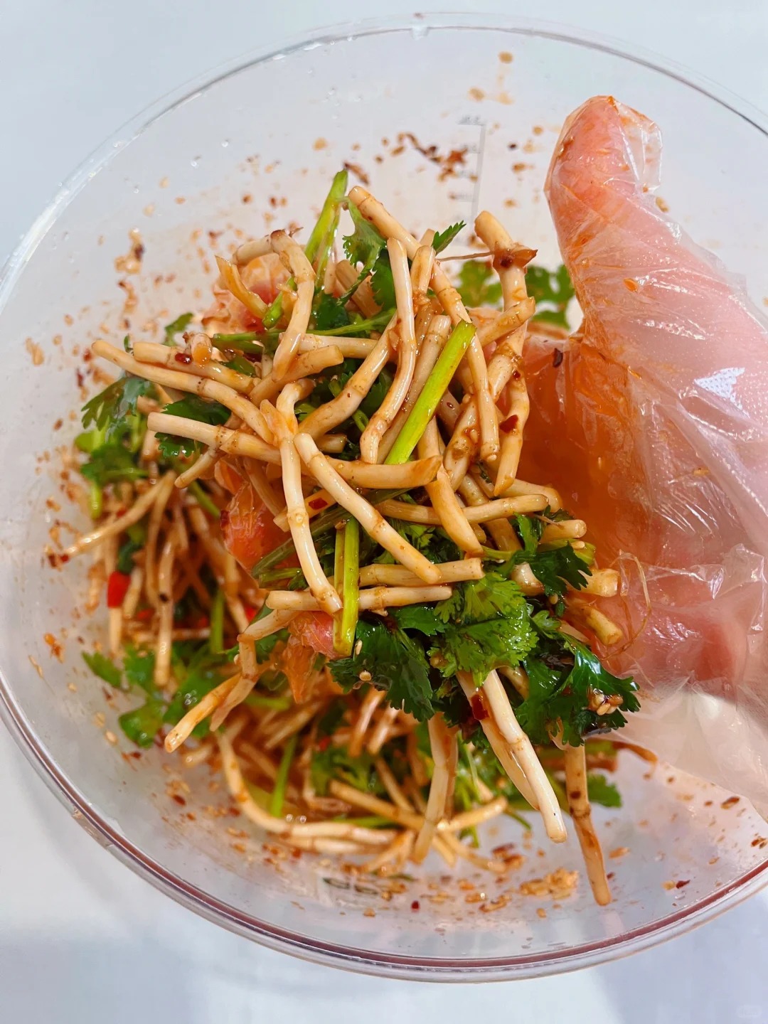 Bao năm ăn loại rau này toàn bỏ rễ, ai ngờ đấy lại là "cực phẩm", trộn chua cay ăn một lần là nghiện - Ảnh 5.