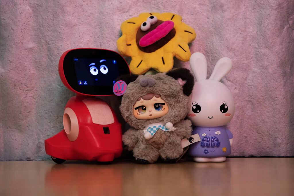 Đồ chơi tích hợp trí tuệ nhân tạo đang tràn ngập thị trường và các nhà nghiên cứu cảnh báo rằng rủi ro lớn hơn nhiều so với những gì các bậc phụ huynh nhận ra- Ảnh 1.