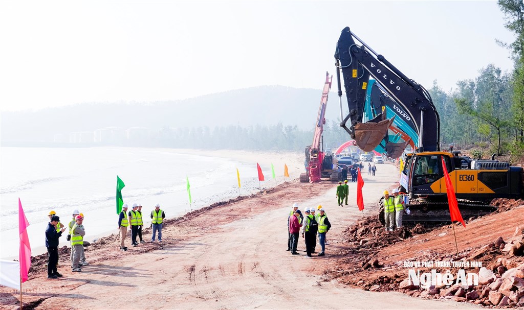 Siêu cảng 9.000 tỷ tạo cú hích xuyên biên giới, mở cửa ngõ giao thương Việt Nam với Lào, Thái Lan, Myanmar- Ảnh 1.