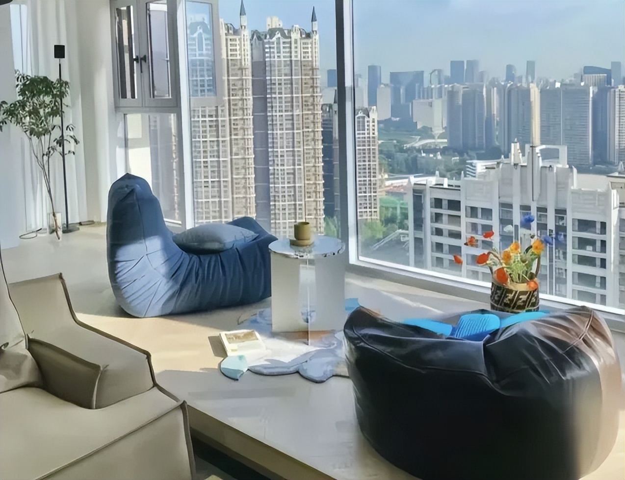 Mẹ Hà Nội chia sẻ: Sau khi chuyển từ tầng 5 lên tầng 25, tôi đã hối hận vô cùng- Ảnh 4. Mẹ Hà Nội chia sẻ: Sau khi chuyển từ tầng 5 lên tầng 25, tôi đã hối hận vô cùng- Ảnh 4.