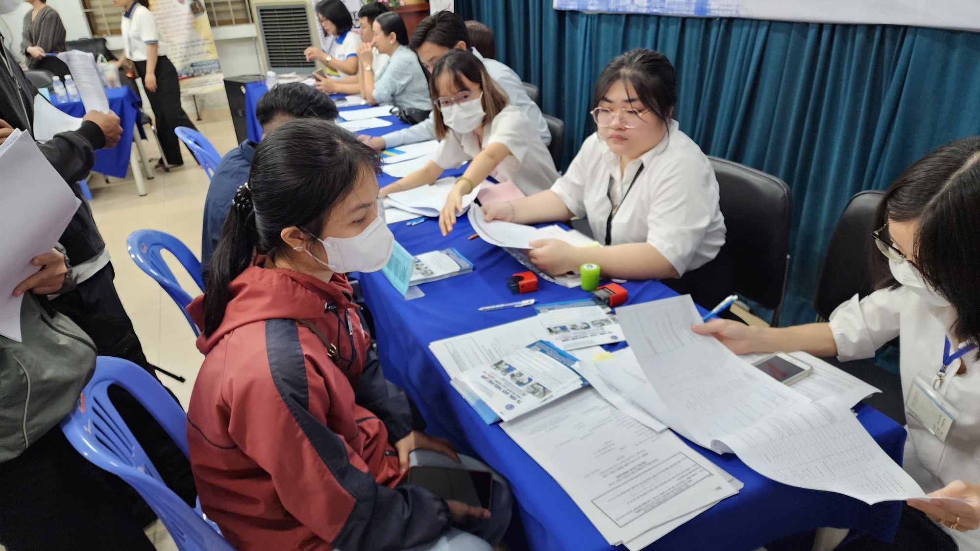 Hợp đồng lao động điện tử bắt buộc từ ngày 1-7-2026 - Ảnh 1.