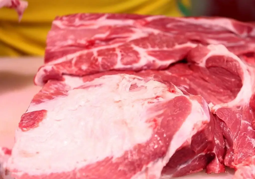 Chủ cửa hàng thịt khuyên thật: Mua thịt lợn, tốt nhất nên tránh ba loại này, chỉ người không biết mới thích mua- Ảnh 1.