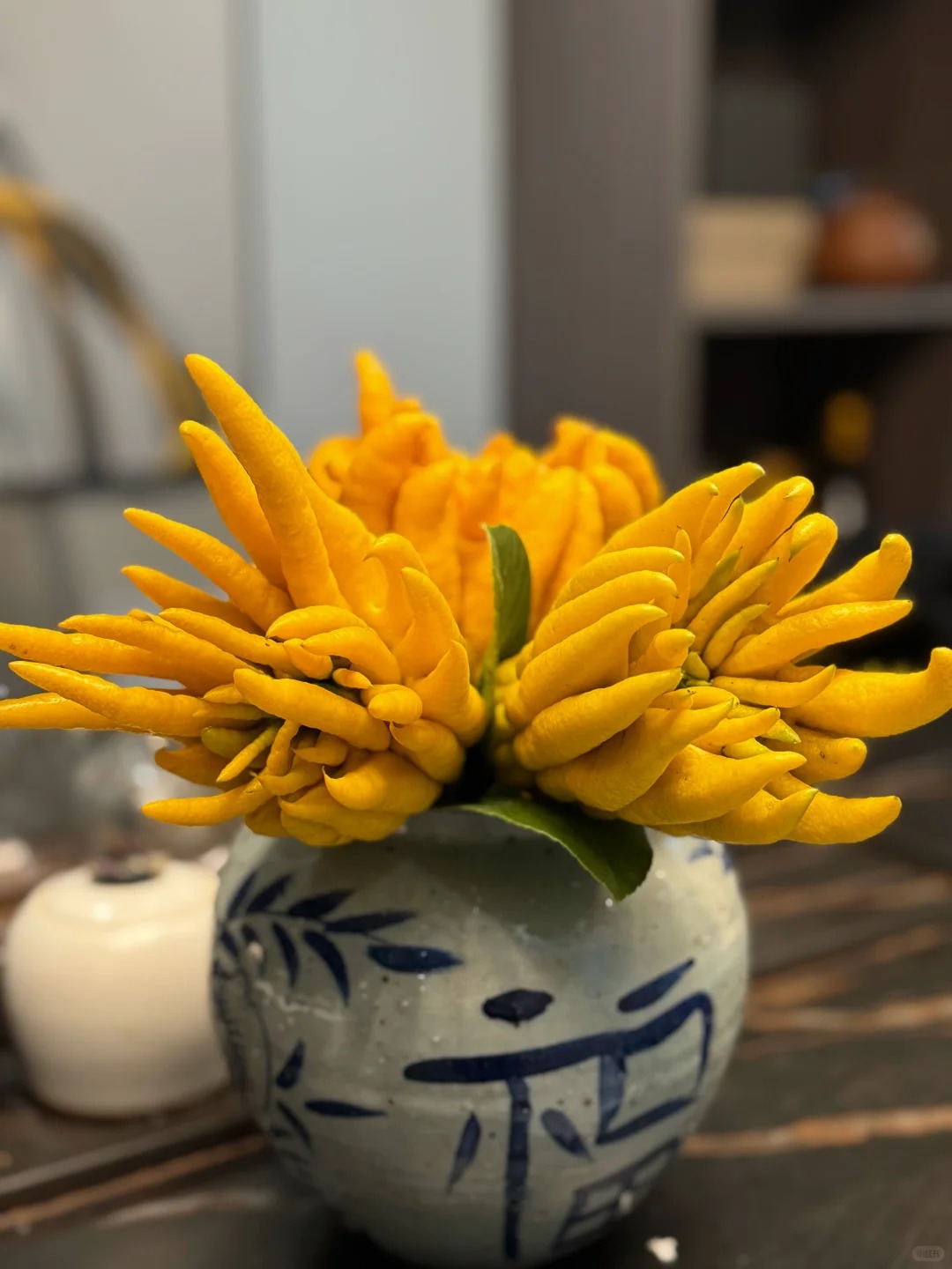 Tết này hội "nghiện nhà" đang săn lùng loại quả đẹp như tranh, thơm lừng cả tháng lại mang ý nghĩa đại cát - Ảnh 26.