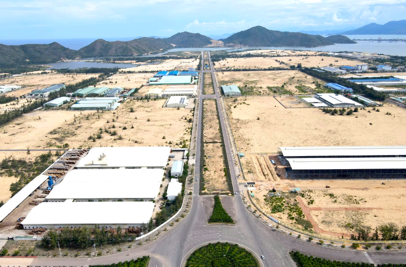 Bí thư Tỉnh ủy Gia Lai nói về 'tin đồn' chuyển trung tâm hành chính về Pleiku- Ảnh 2.