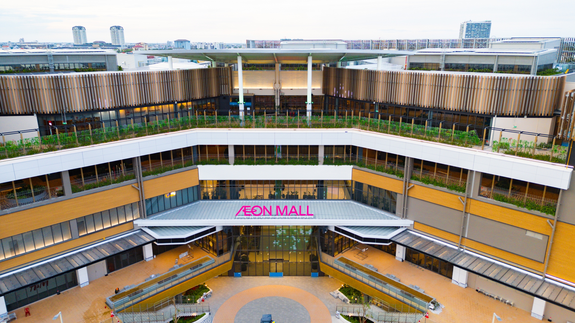 Vận hành TTTM xanh, giảm phát thải: Quân cờ chiến lược của AEON MALL- Ảnh 3.