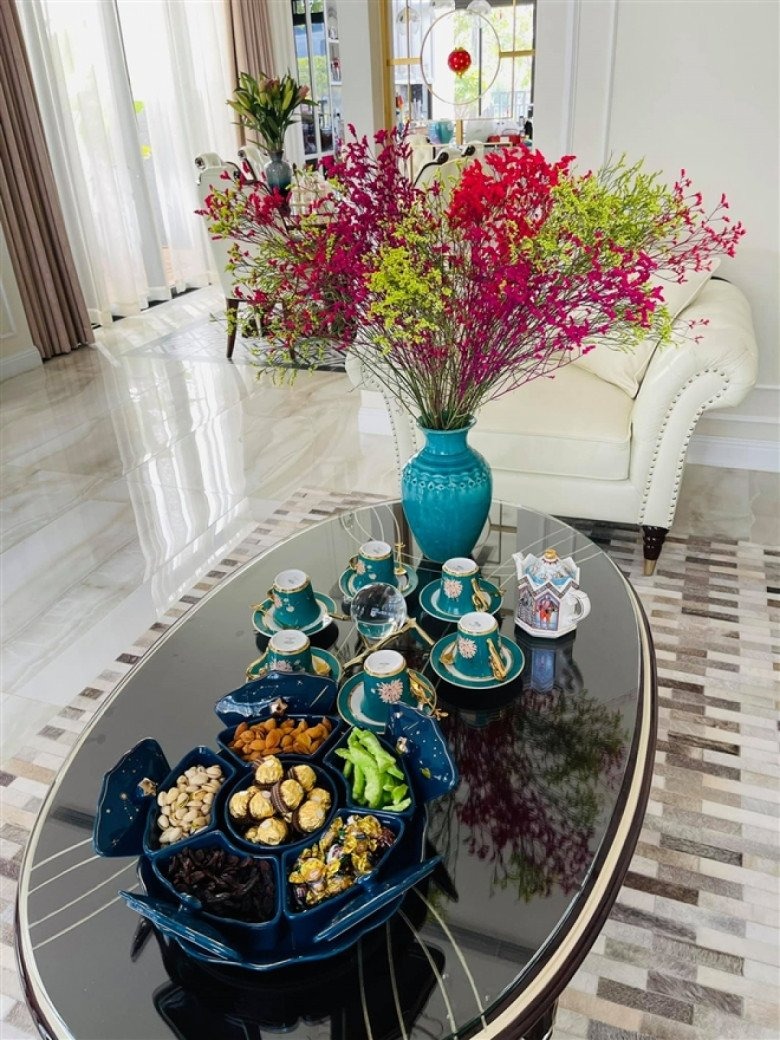 Nữ nghệ sĩ tái hôn với đại gia, được "chiều như trứng mỏng", sống sang chảnh trong biệt thự 200m² - Ảnh 16. Nữ nghệ sĩ tái hôn với đại gia, được "chiều như trứng mỏng", sống sang chảnh trong biệt thự 200m² - Ảnh 16.