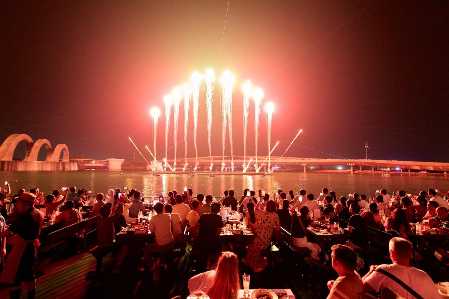 Thăng hạng ngoạn mục về hạ tầng, Phú Quốc thành “thủ phủ” mới của giới đầu tư địa ốc - Ảnh 2.