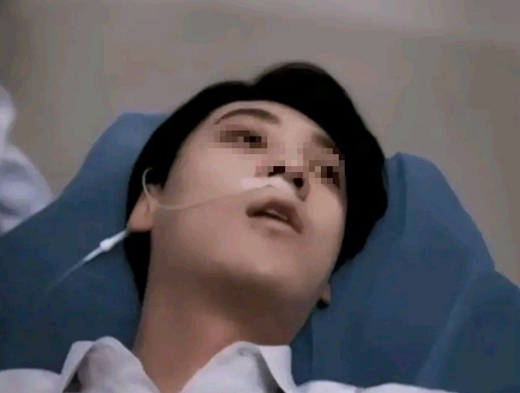 Tại sao ung thư gan thường phát hiện ở giai đoạn muộn? Đã có quá nhiều người bỏ lỡ "2 ngứa, 2 hôi" cảnh báo sớm này! - Ảnh 1.