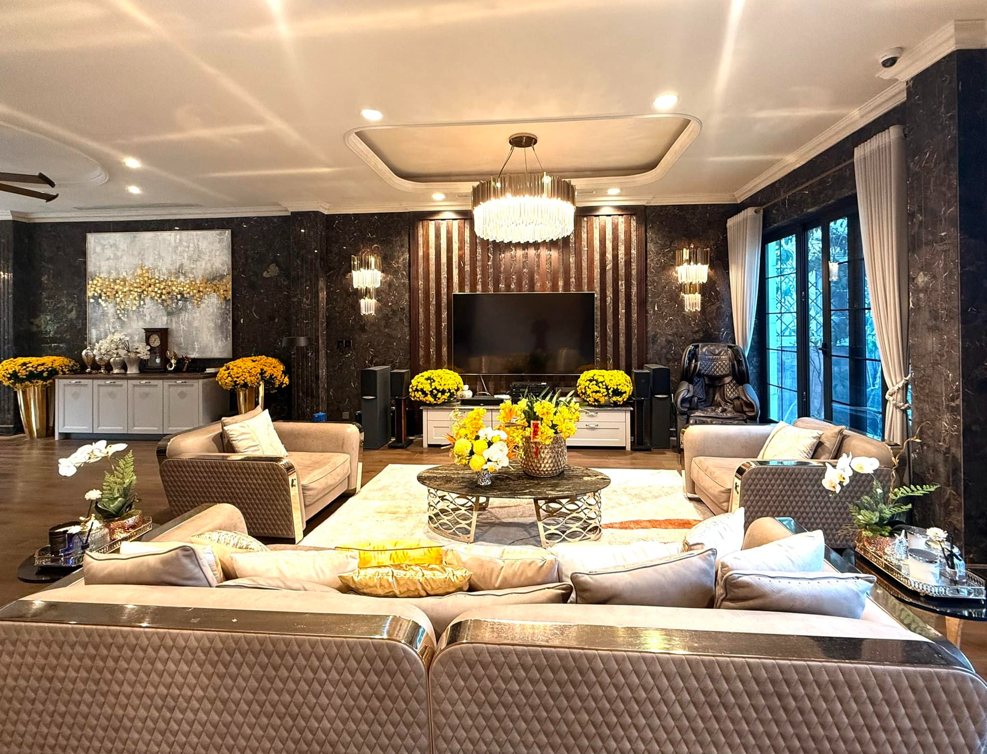 Nữ diễn viên giàu nhất miền Bắc ở biệt thự 60 tỷ- Ảnh 11.