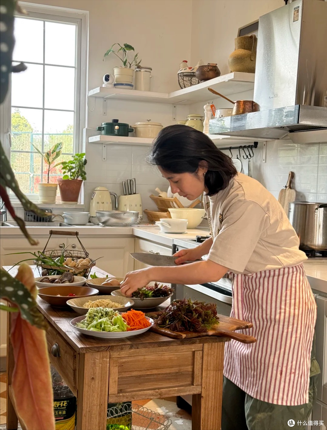 Sống 65 năm, mẹ tôi có 8 chiêu giữ nhà sạch như mới xây, không tốn một giọt mồ hôi dọn dẹp- Ảnh 2.