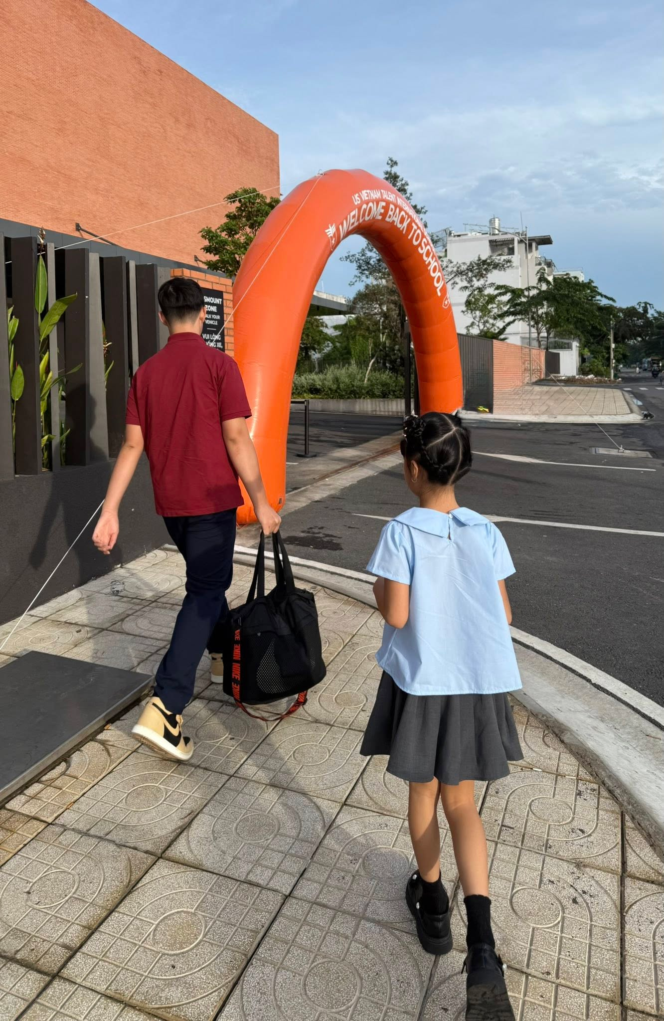 Quý tử nhà Lê Phương mới 13 tuổi đã cao 1m81, rất chăm chơi một môn thể thao cùng bố mẹ- Ảnh 9.