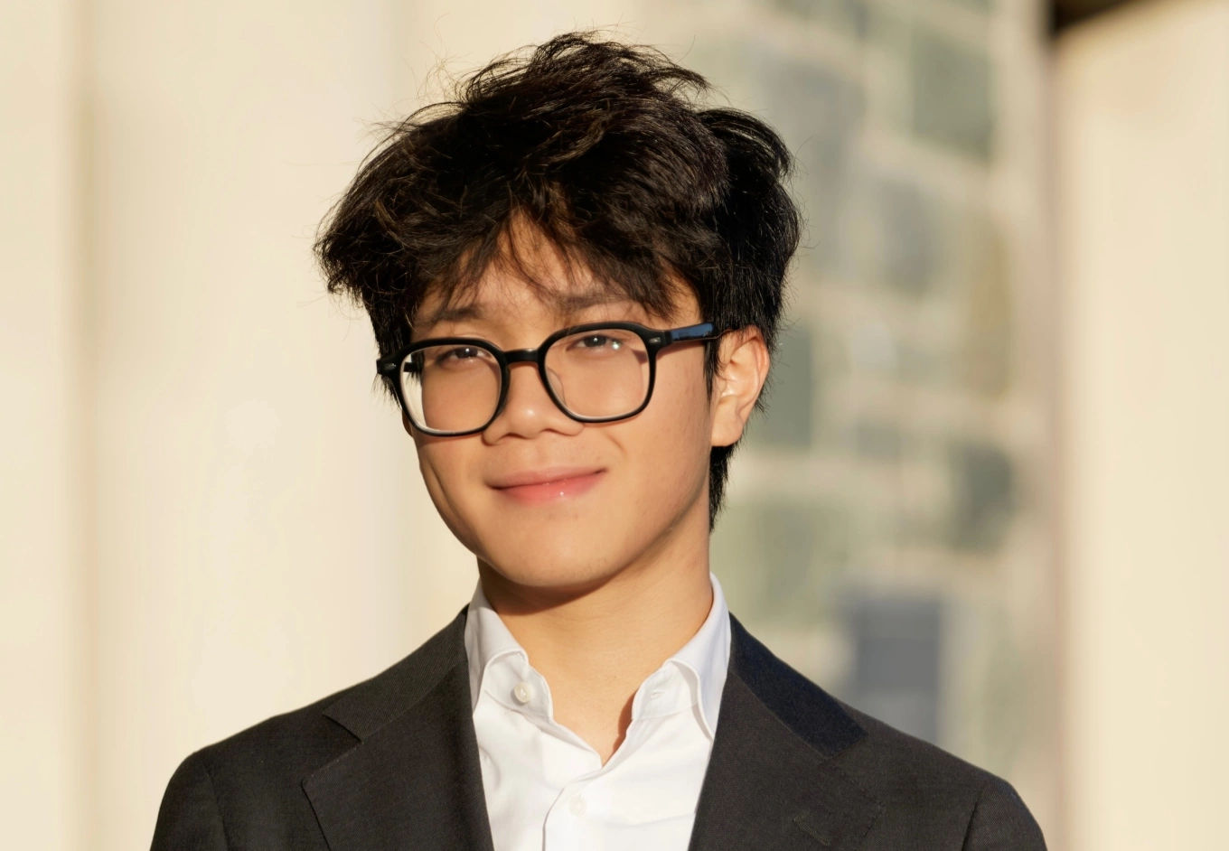 Tiểu thuyết cũng không dám viết: Nam sinh điển trai đỗ 11 chương trình Tiến sĩ từ năm 22 tuổi, từng thực tập ở Stanford, GPA gần tuyệt đối!- Ảnh 1. Tiểu thuyết cũng không dám viết: Nam sinh điển trai đỗ 11 chương trình Tiến sĩ từ năm 22 tuổi, từng thực tập ở Stanford, GPA gần tuyệt đối!- Ảnh 1.