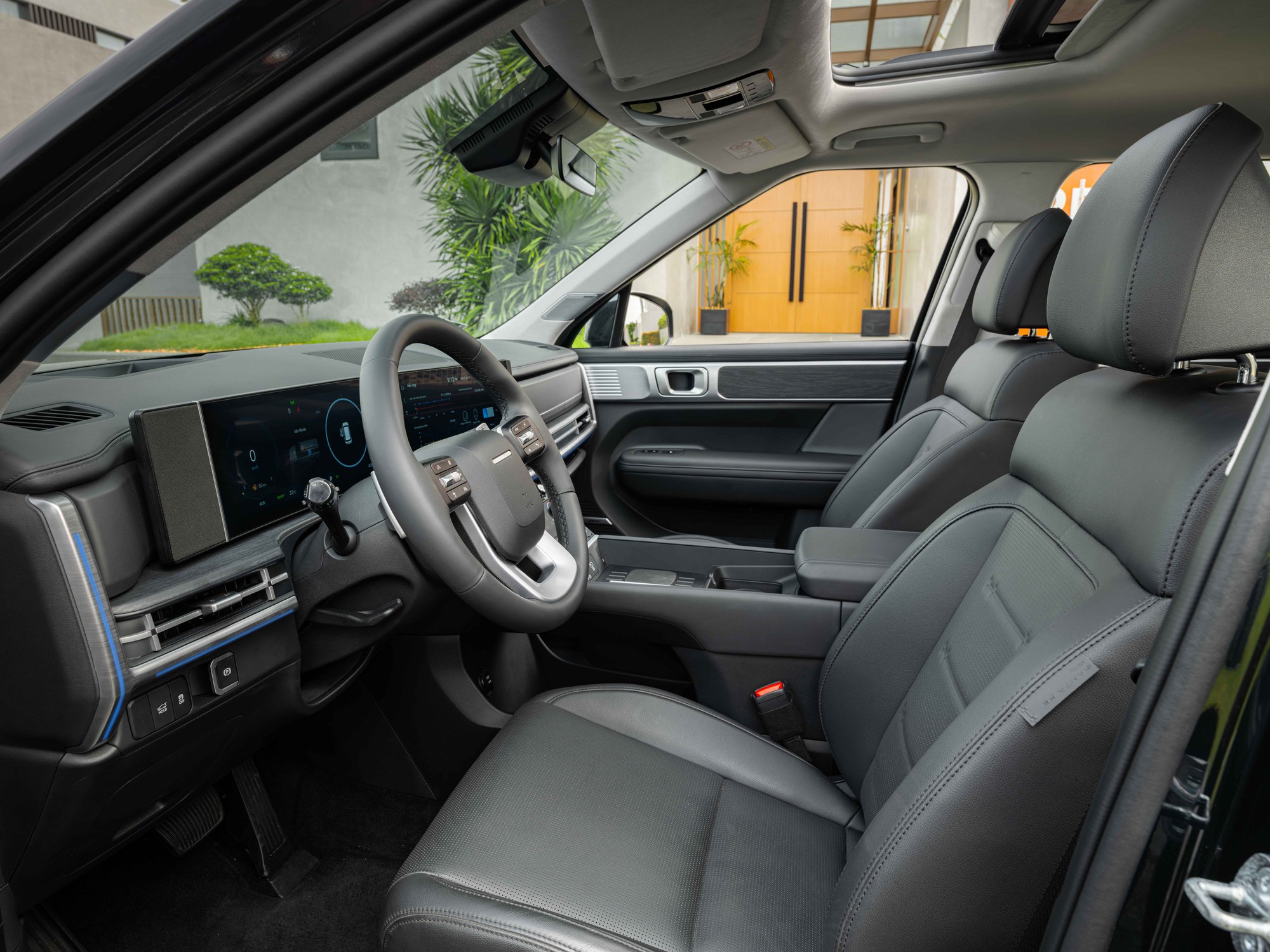 Hyundai Santa Fe Hybrid chính thức ra mắt Việt Nam: Sức mạnh 235 mã lực, giá từ 1,369 tỷ đồng - Ảnh 5.