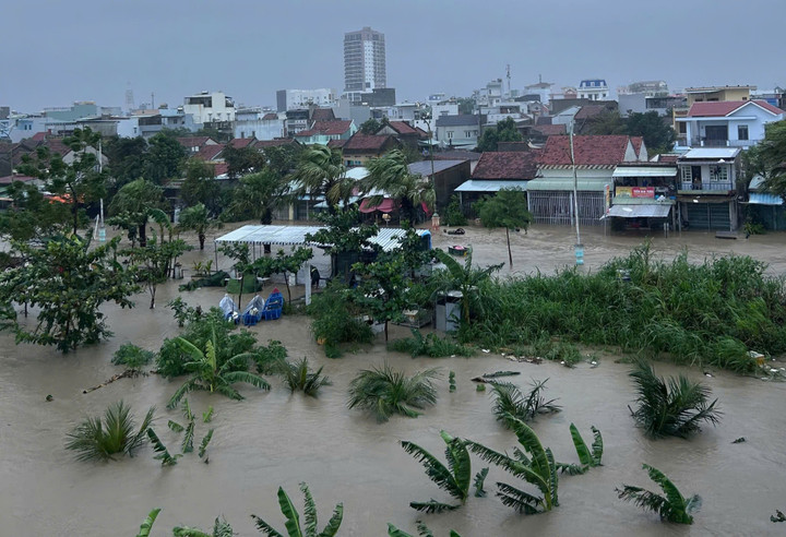 Cận cảnh thủy điện Sông Ba Hạ - nơi vừa có mức xả lũ 'chưa từng có'- Ảnh 5.