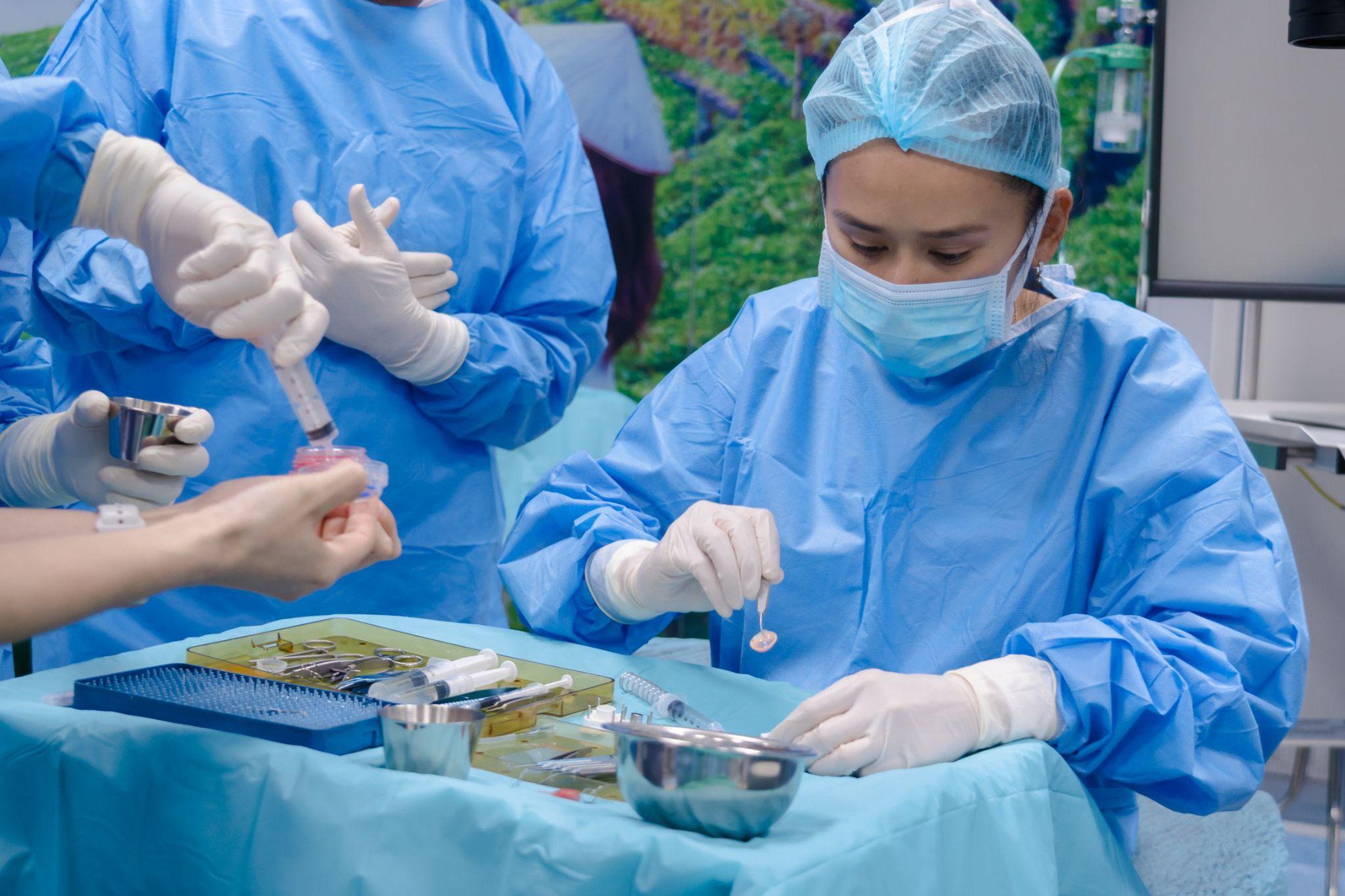 Sáng chế của nữ bác sĩ Việt tạo bước tiến mới trong ghép giác mạc- Ảnh 3. Sáng chế của nữ bác sĩ Việt tạo bước tiến mới trong ghép giác mạc- Ảnh 3.