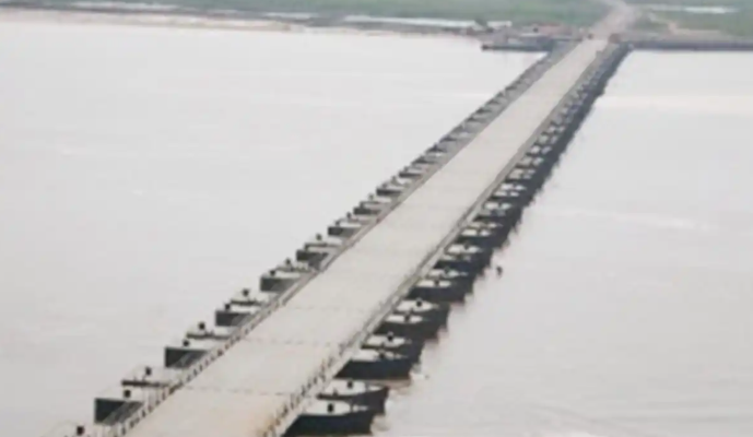 Thả lưới trên sông, người đàn ông run rẩy khi vớt trúng “trụ sắt gỉ” nặng 90kg, chuyên gia xem xong phán: “Đó là báu vật hơn 1.000 tỷ đồng”- Ảnh 2. Thả lưới trên sông, người đàn ông run rẩy khi vớt trúng “trụ sắt gỉ” nặng 90kg, chuyên gia xem xong phán: “Đó là báu vật hơn 1.000 tỷ đồng”- Ảnh 2.