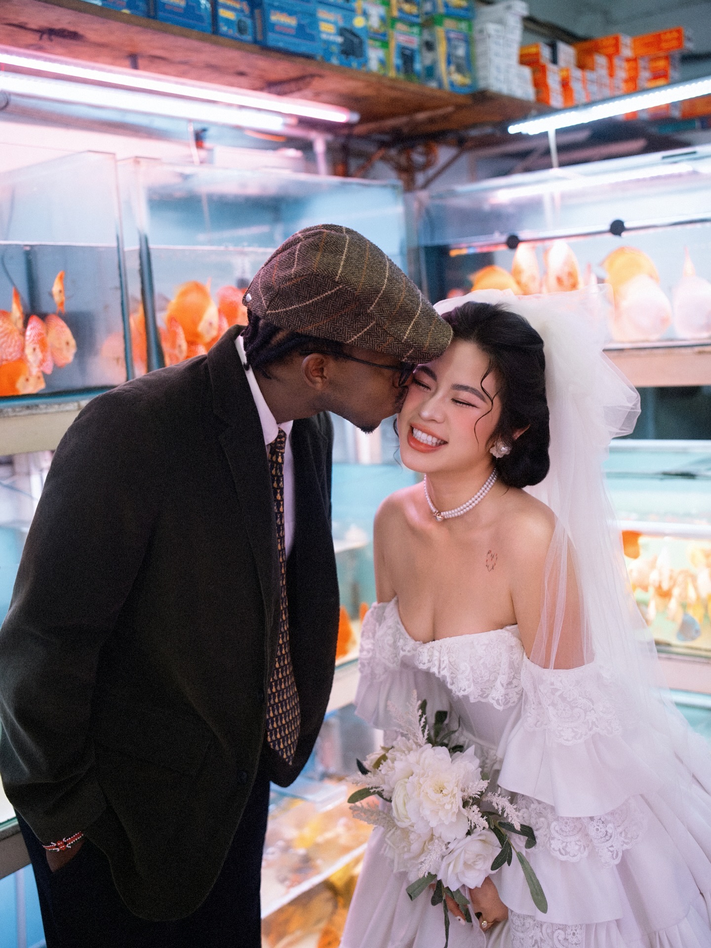 Bộ ảnh cưới cô dâu Việt và chú rể châu Phi viral nhất lúc này- Ảnh 7.