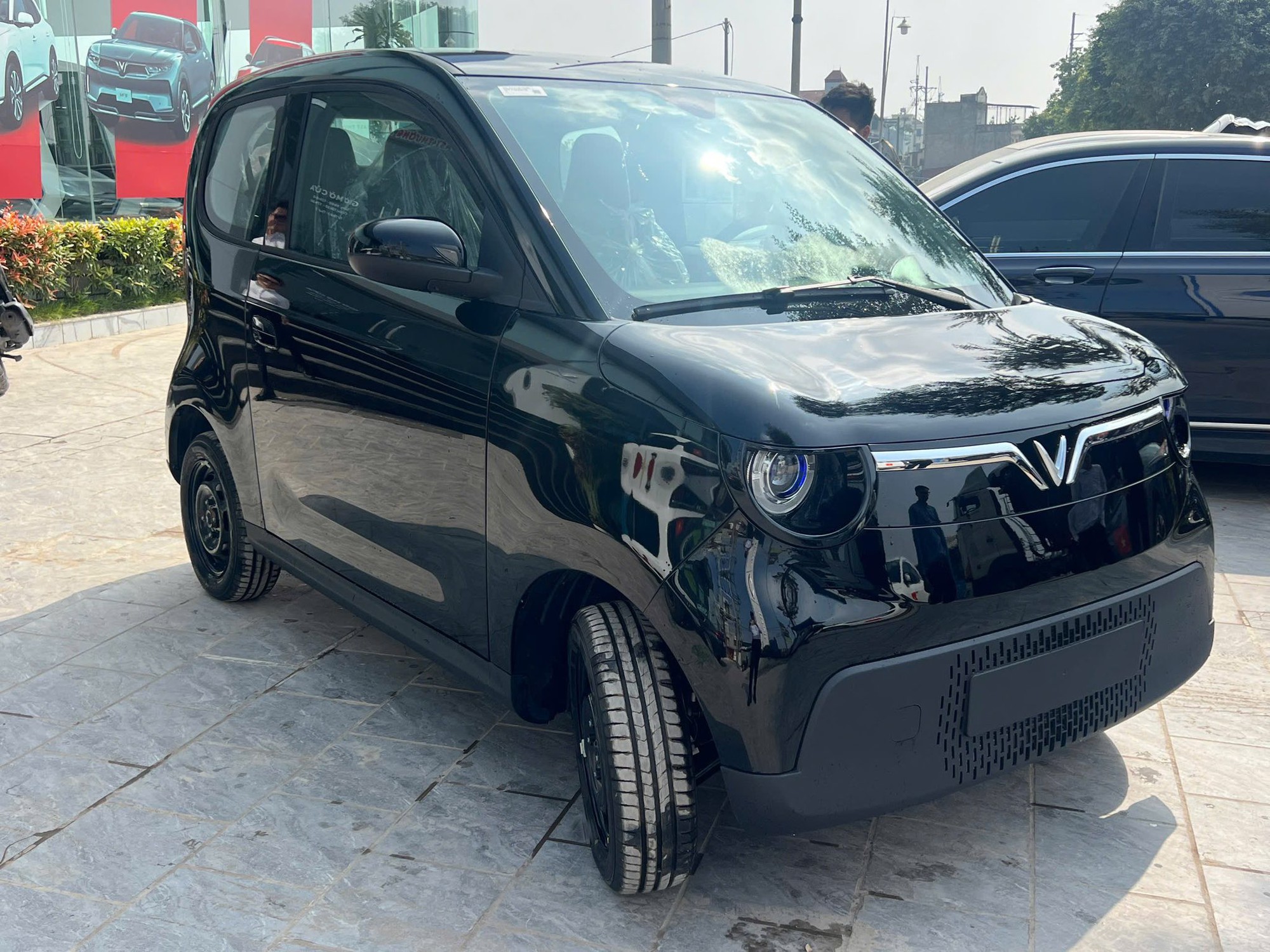 VinFast Minio Green về đại lý: Sẵn sàng giao khách ngay tháng này, chạy 210km/sạc, nhiều chi tiết như VF 3- Ảnh 4. VinFast Minio Green về đại lý: Sẵn sàng giao khách ngay tháng này, chạy 210km/sạc, nhiều chi tiết như VF 3- Ảnh 4.