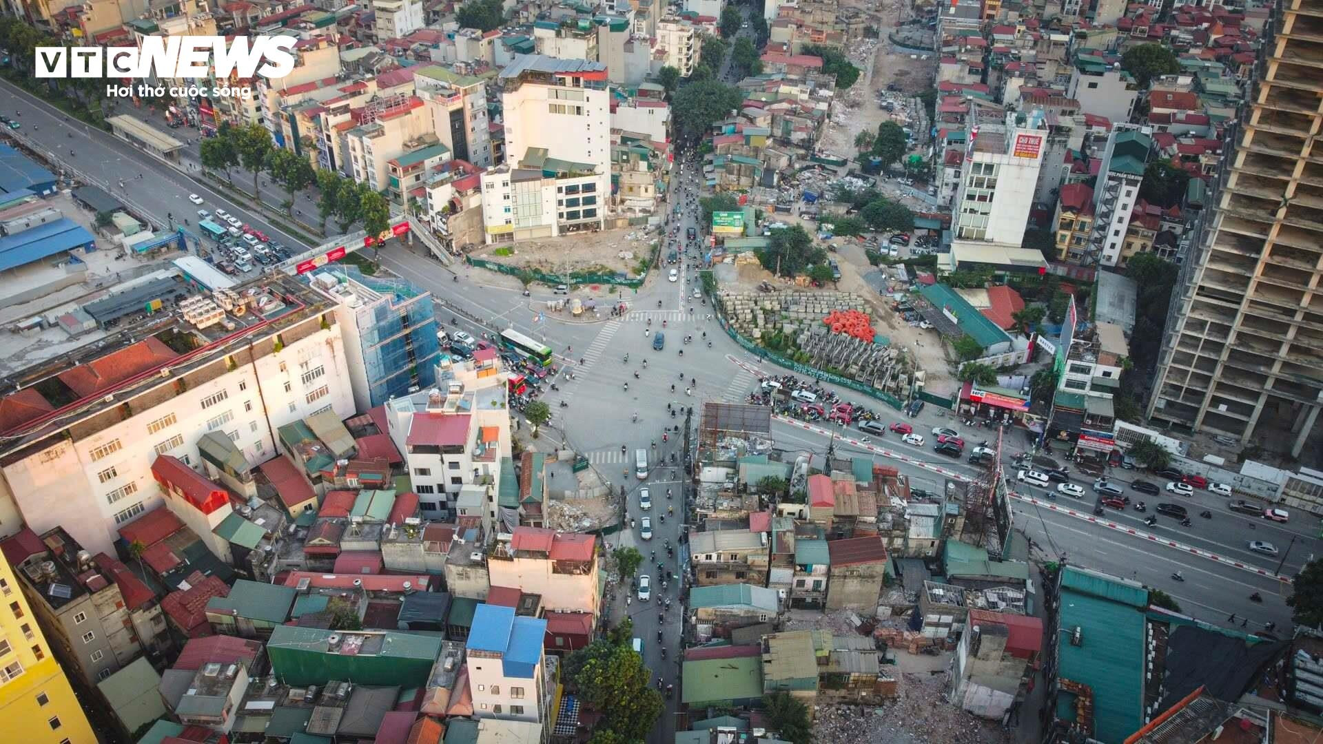 Toàn cảnh khu vực giải phóng mặt bằng tuyến đường ‘đắt nhất hành tinh’ ở Hà Nội- Ảnh 2.