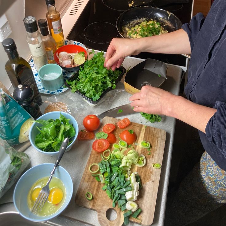 Tôi đổi đúng 1 loại gia vị trong bữa cơm mà cả tuần làm gì cũng suôn sẻ, nhẹ như không- Ảnh 2.